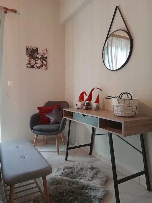 Central Artistic 2-Bedroom Apartment 79Sqm Tripoli Luaran gambar