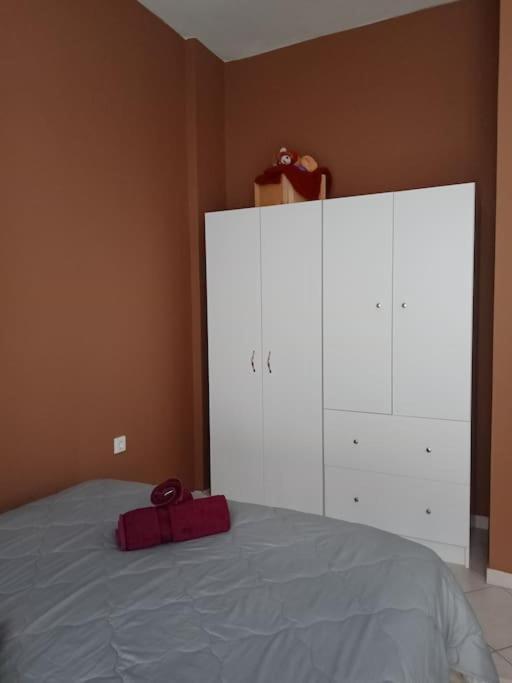 Central Artistic 2-Bedroom Apartment 79Sqm Tripoli Luaran gambar